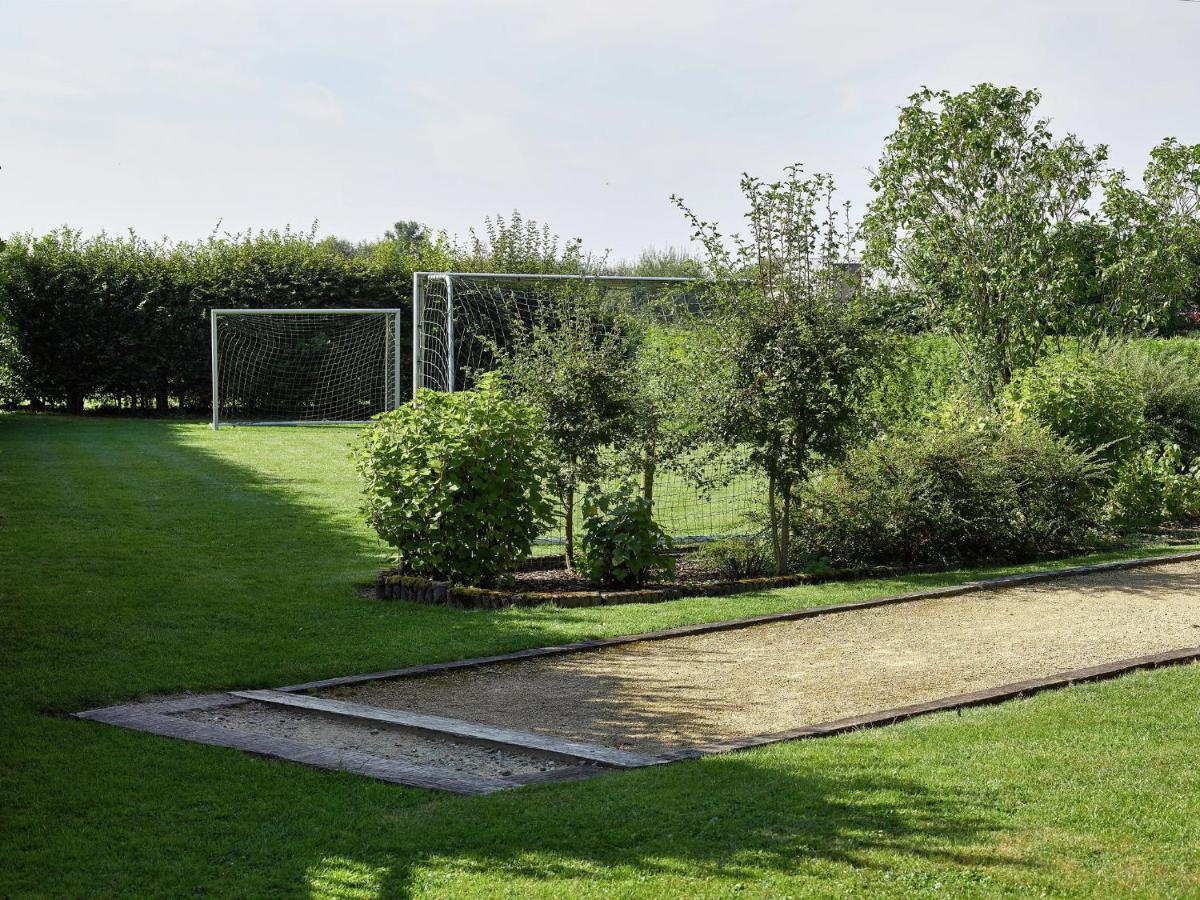 Spacious Villa In Sourbrodt With Sauna Weismes Buitenkant foto